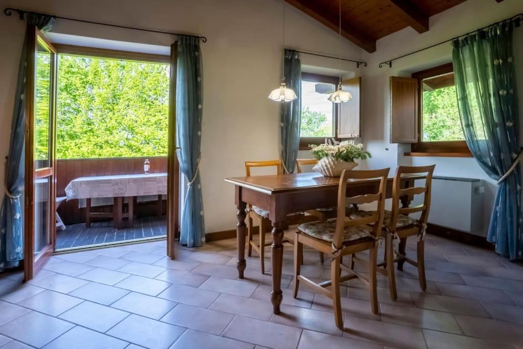 Al Mulino - Immerso Nel Golf Resort Polpenazze del Garda Exteriör bild